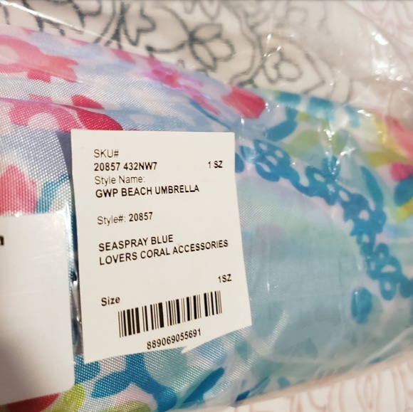 🚫sold🚫NWT Beach Umbrella. - Picture 3 of 5